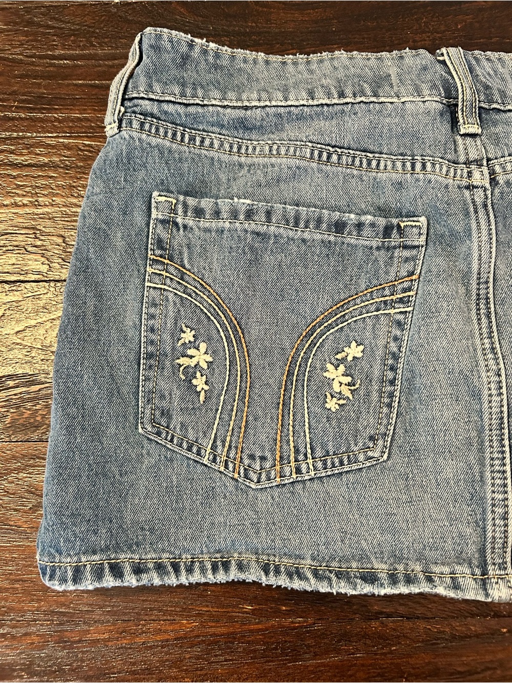 Hollister Vintage Y2K Denim Mini Skirt with Embroidery - Picture 5 of 10